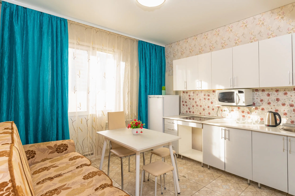 Апартаменты LikeHome на Салмышской