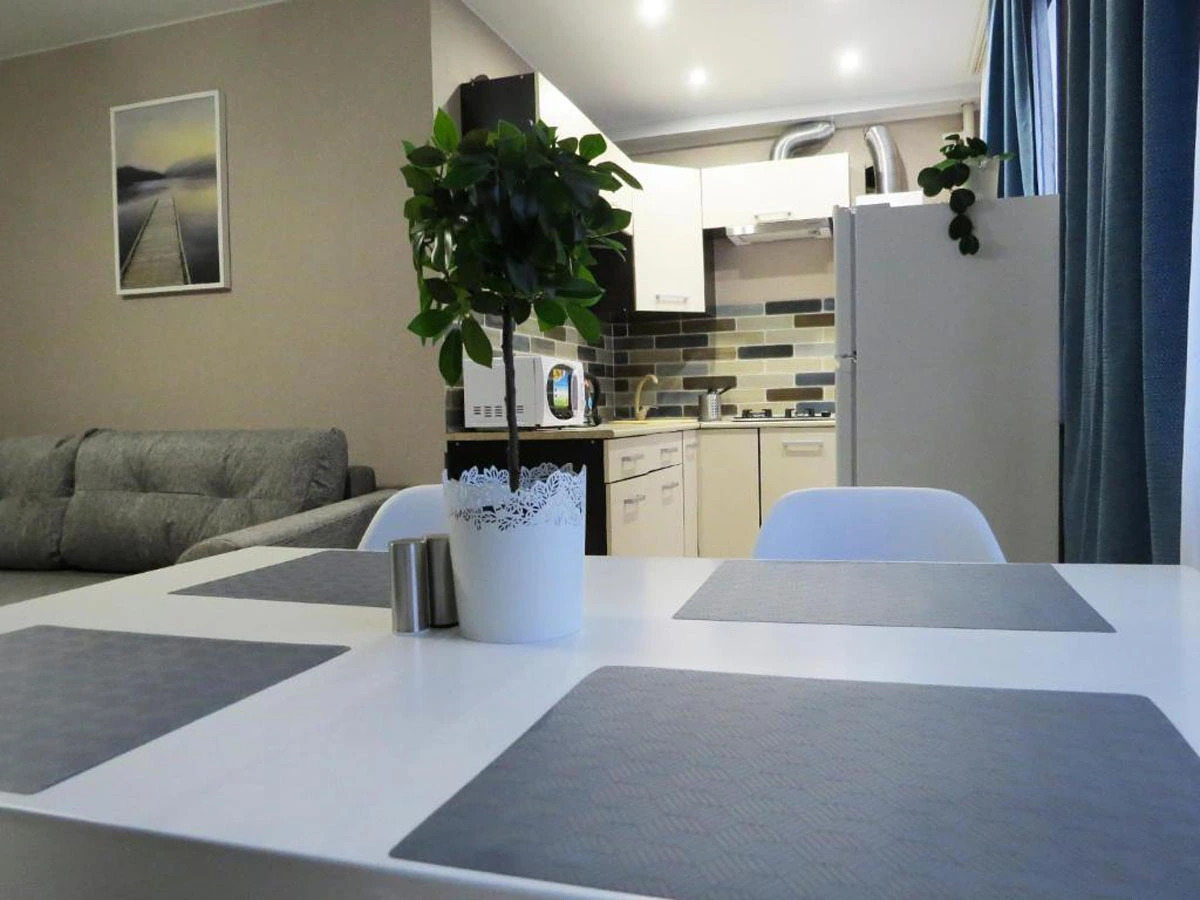 Квартира на Лейпунского 4