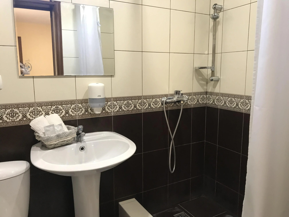 Tri Bogatyirya Guest House