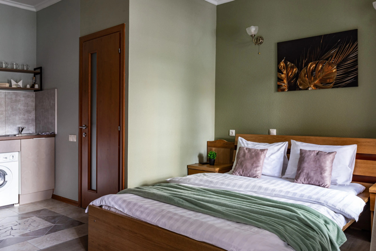 Апартаменты для двоих гостей с 1 кроватью (1 эт или 2 эт)