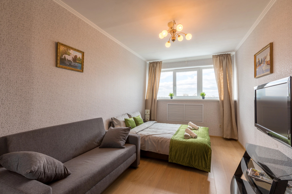 Апартаменты Гости Любят у метро Римская Бежевая