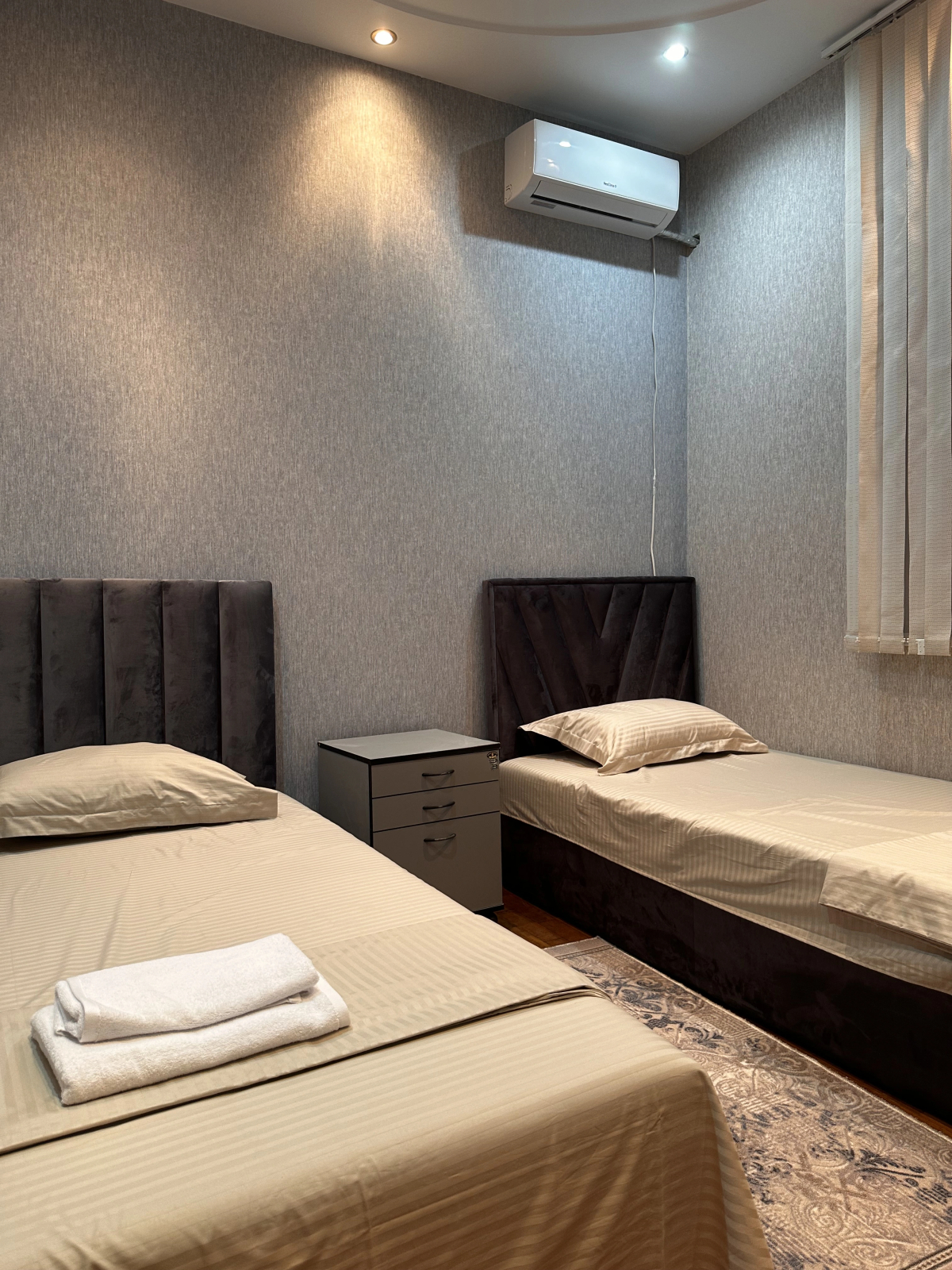 Отель Ревивал