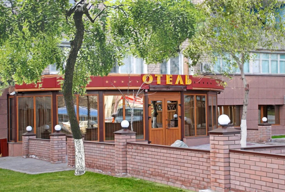 Гостиница Каштан