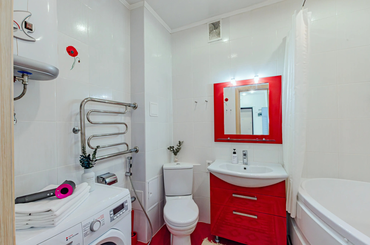 Квартира с Двумя Спальными Рядом с Ривьерой