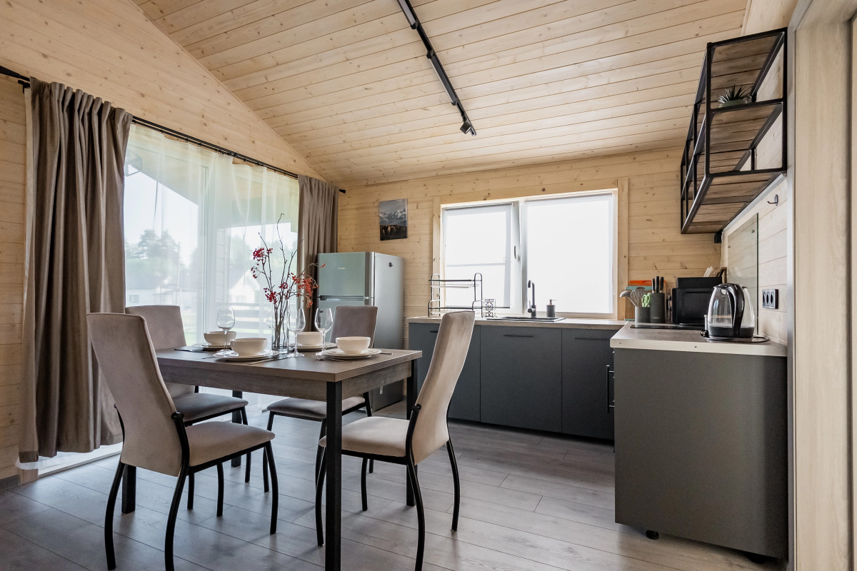 Частный Дом на Границе с Лесом