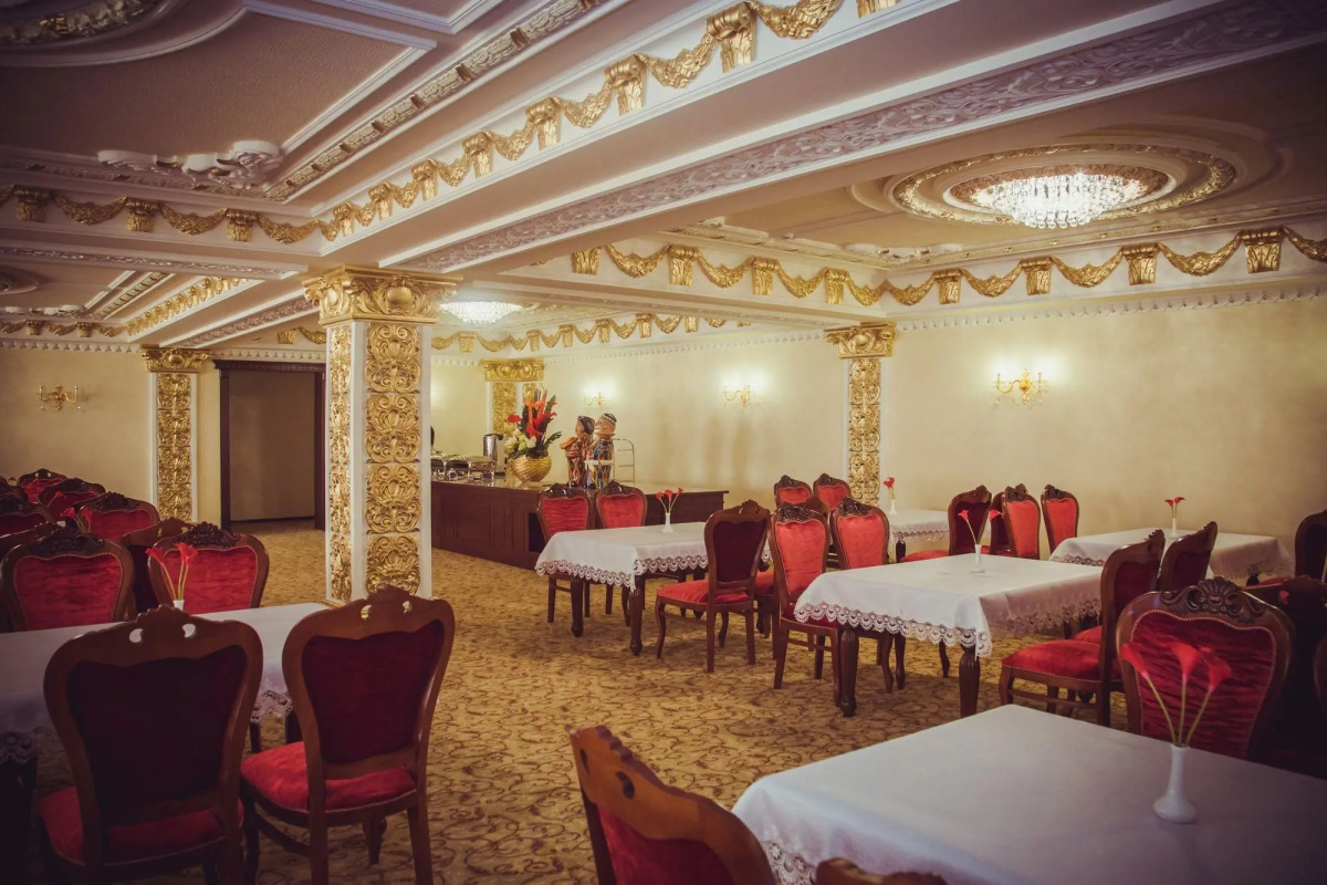 Отель Эмирхан