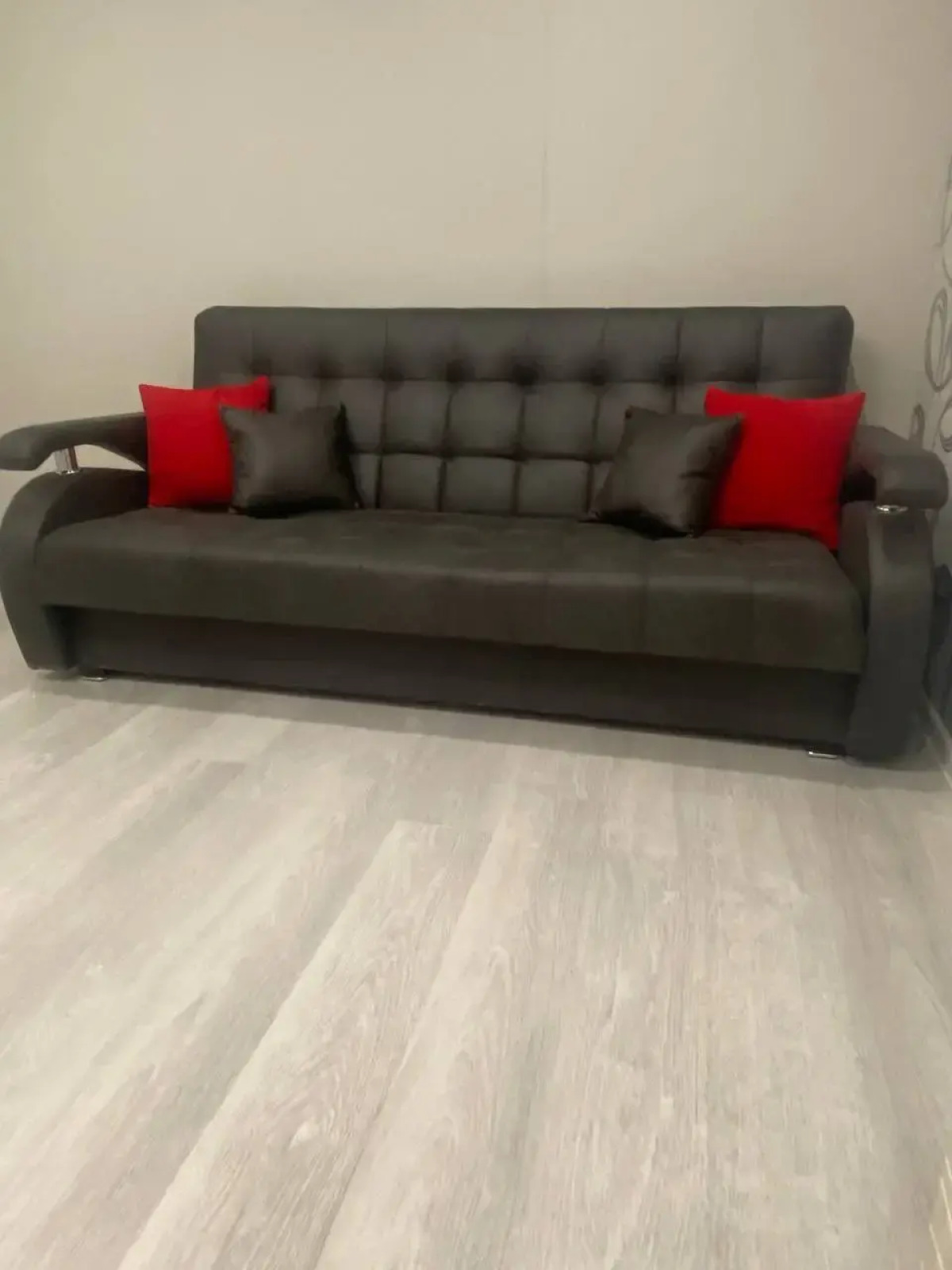 Квартира на Локомотивной 7