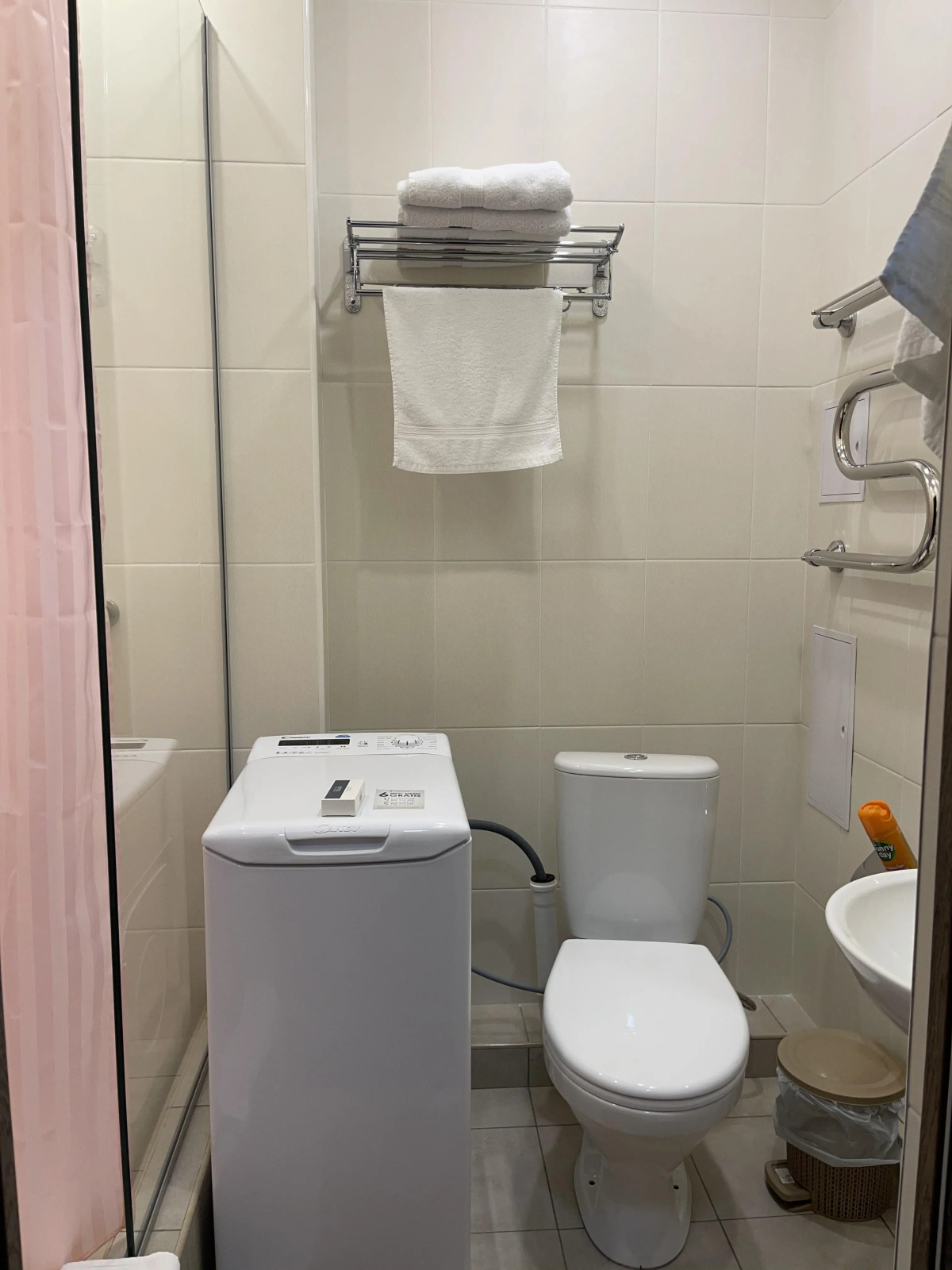 Апартаменты у моря с видом на бассейн