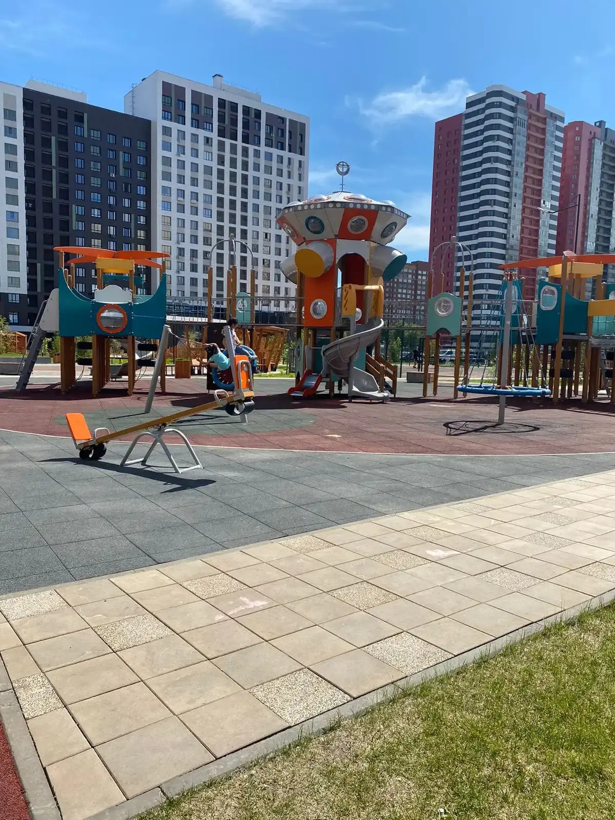 Апартаменты Студия KrasLoft в ЖК Притяжение на двоих