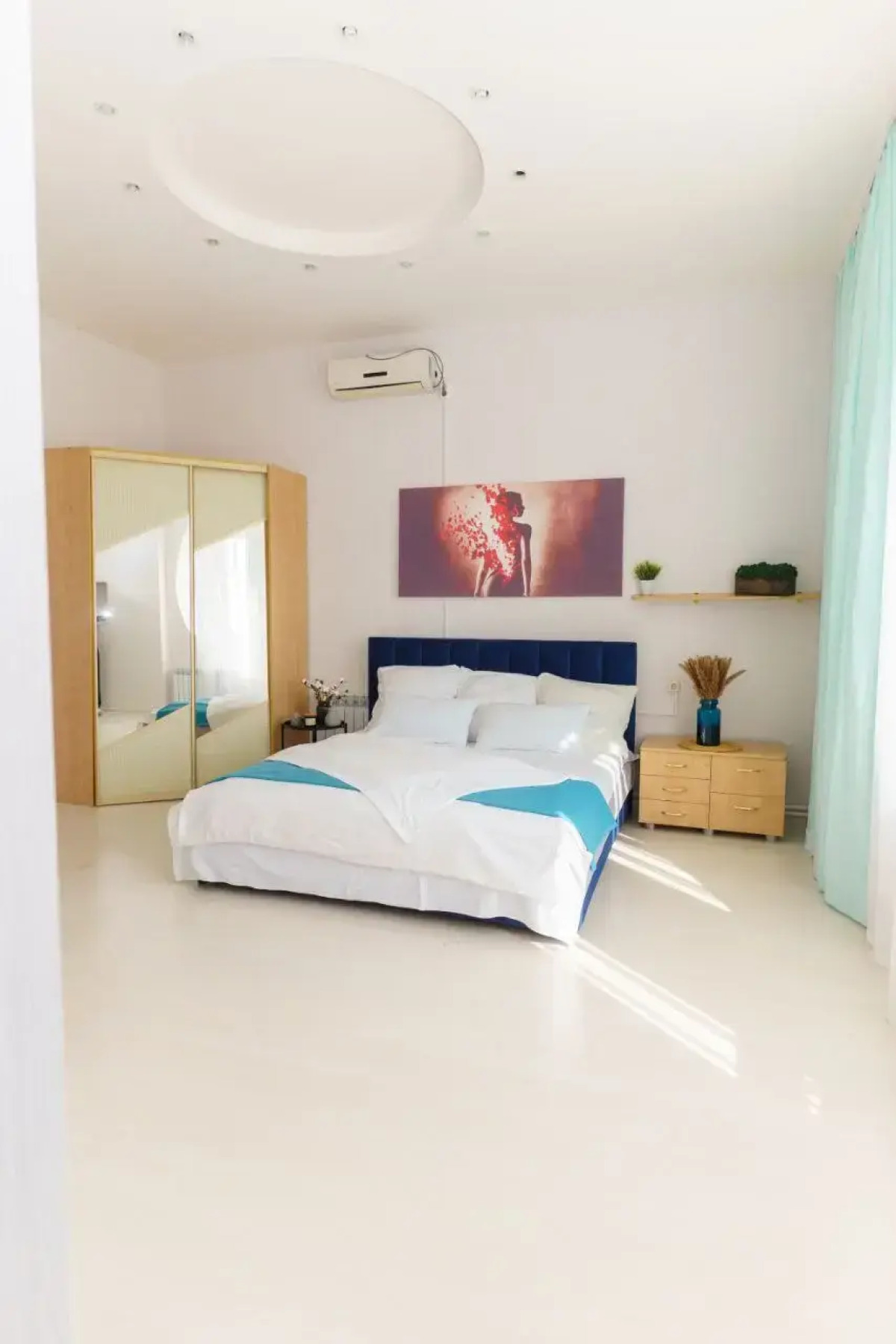 Квартира на Бульваре Роз 13