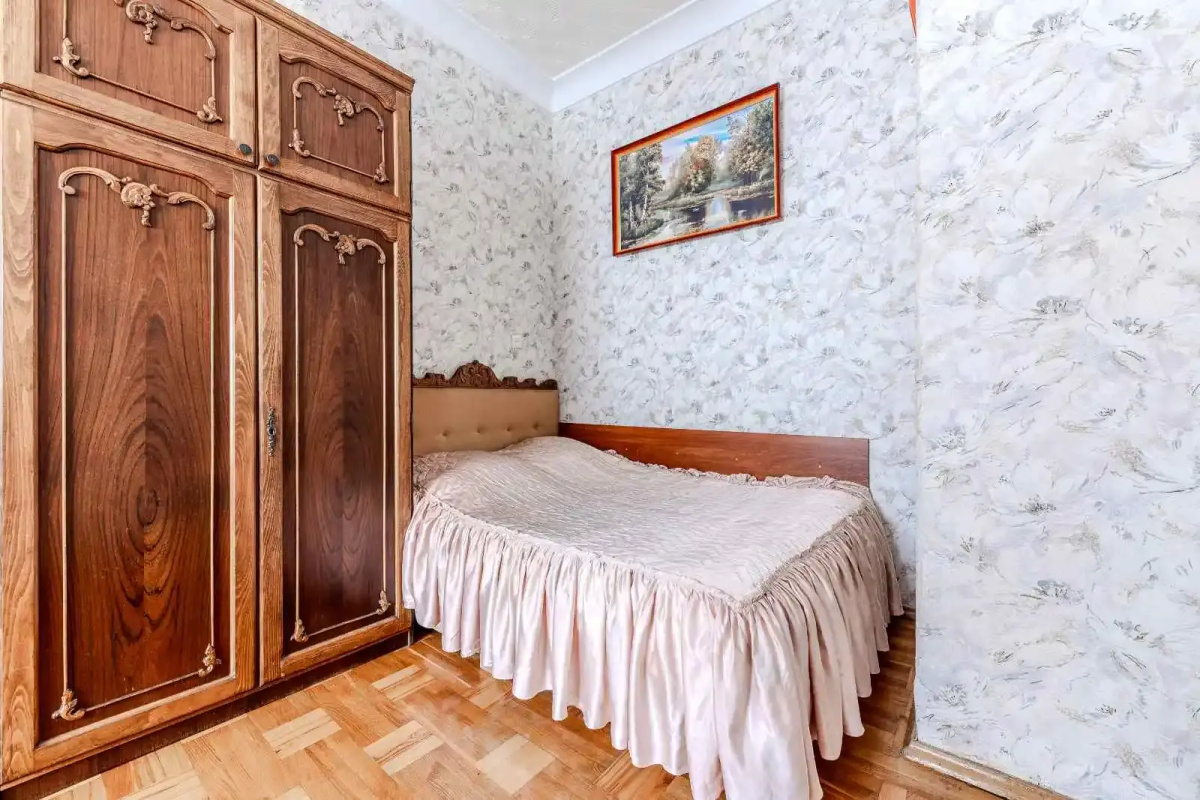 Квартира в Тихом центре Парк Челюскинцев 4 ком.кв.