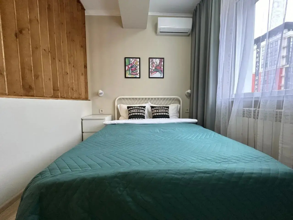 Апартаменты Студия Алма с  прекрасным видом на город