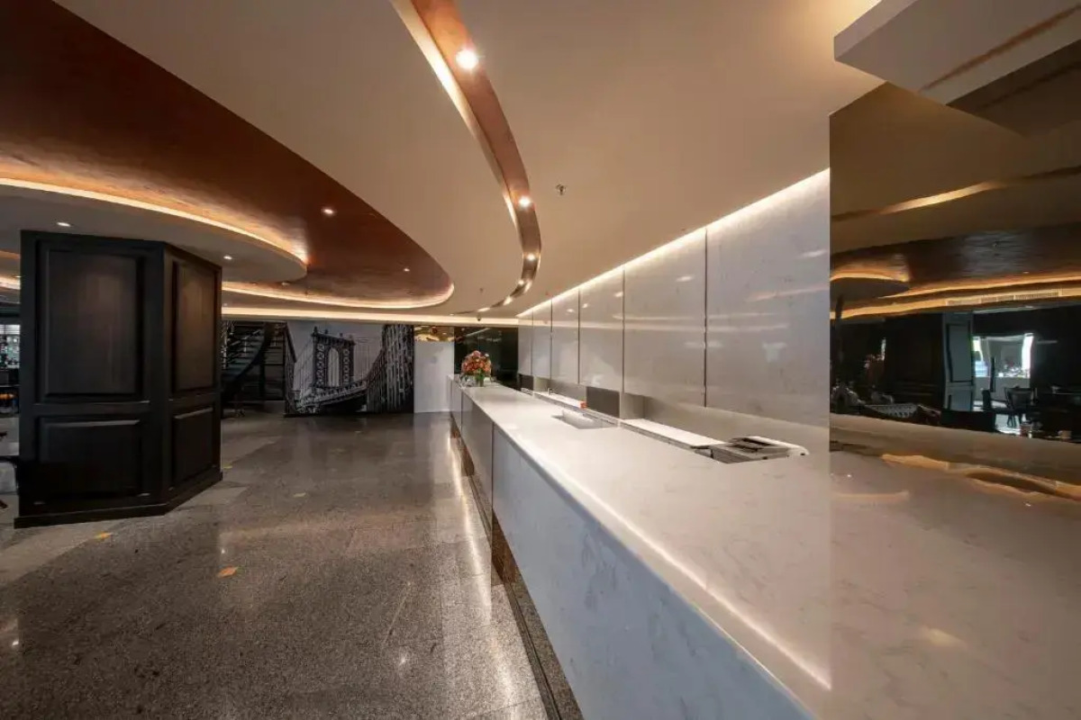 Отель Manhattan Sukhumvit Bangkok