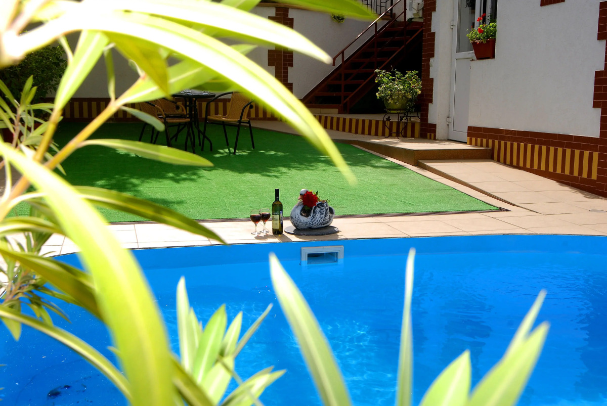 Glitsiniya Guest House