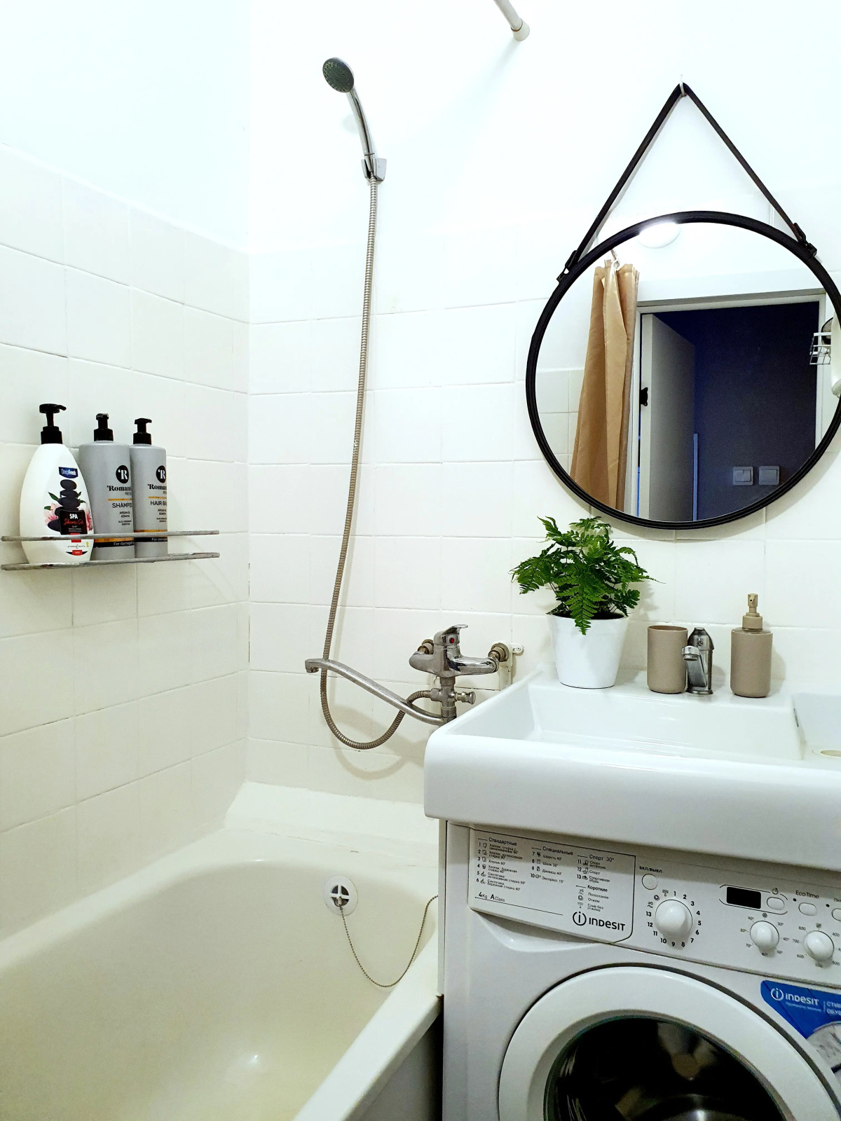 Квартира просторная 2 минуты до моря, самый центр, самостоятельное заселение 24/7