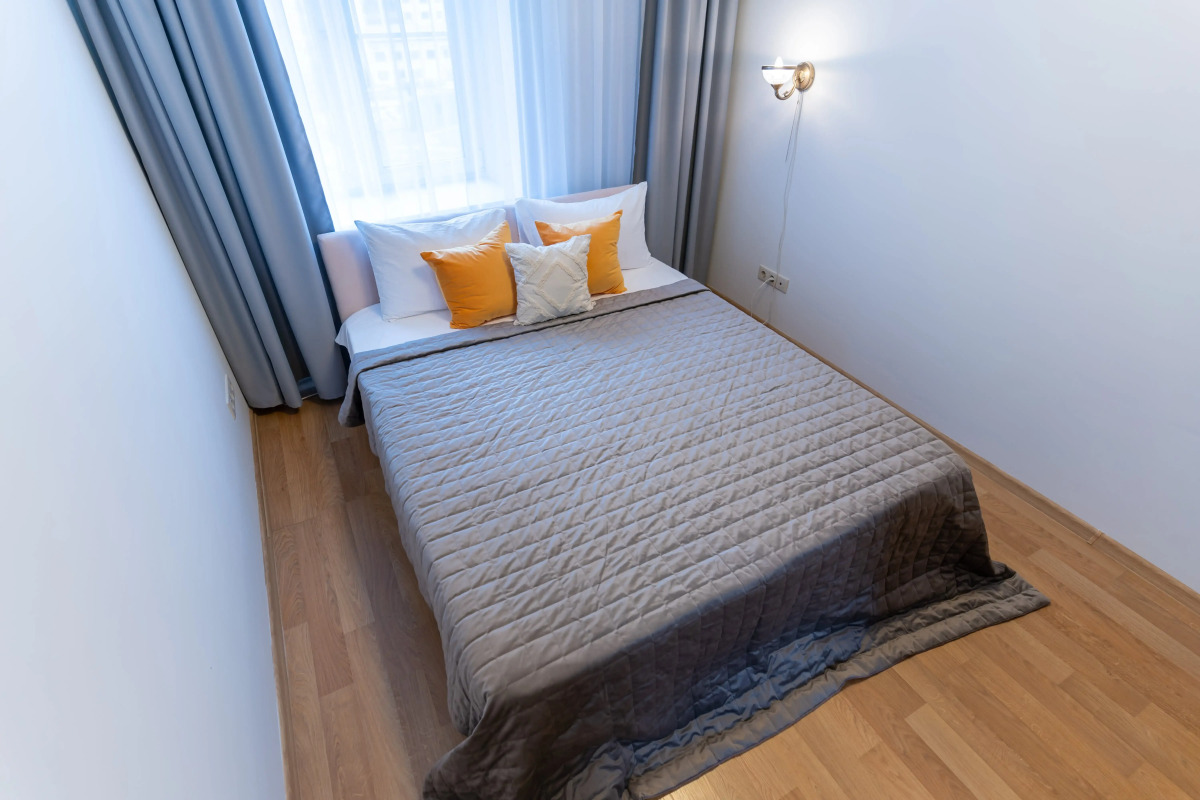 Апартаменты Трёхкомнатные с джакузи на Антона Валека 12