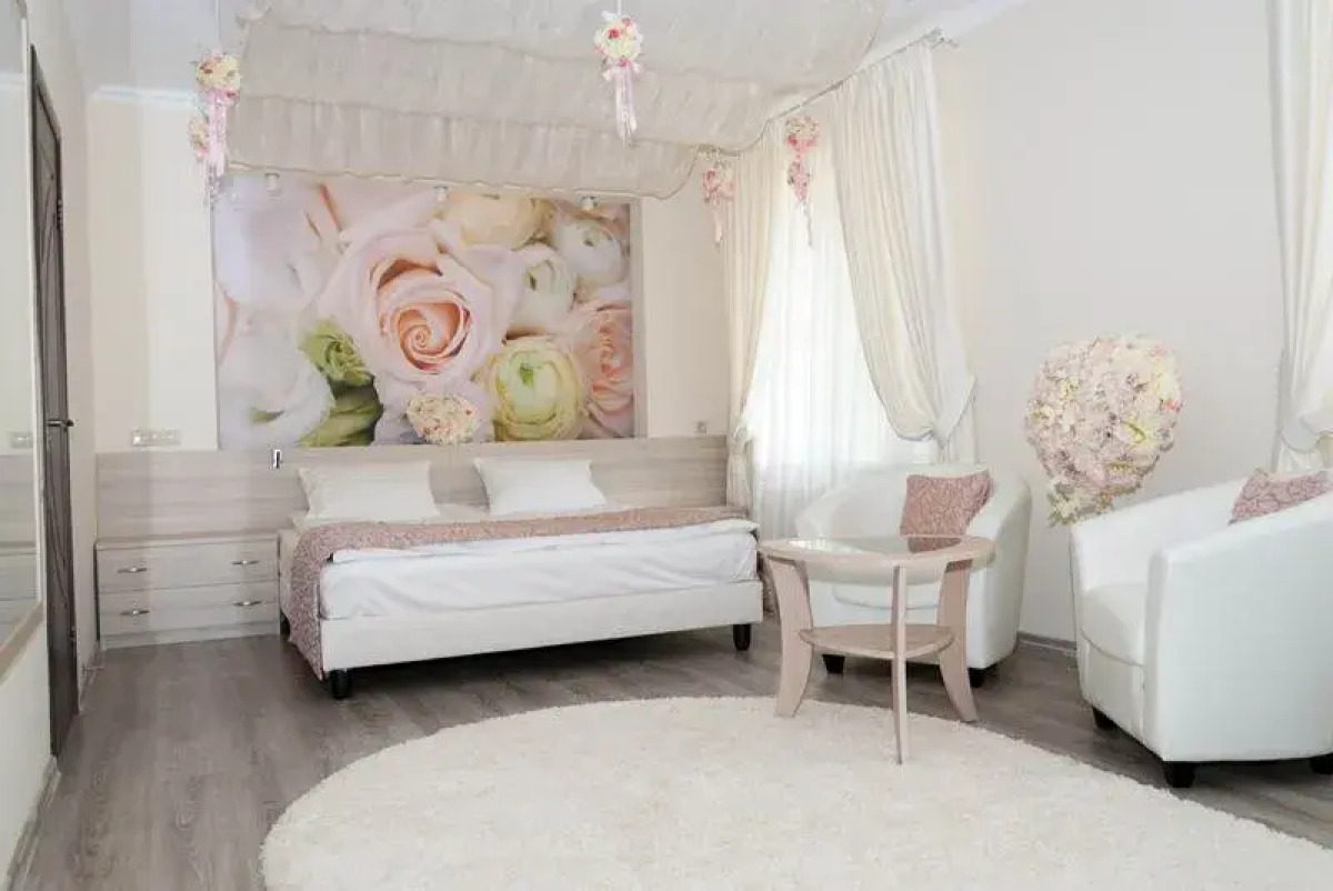 Отель Акварели Рус