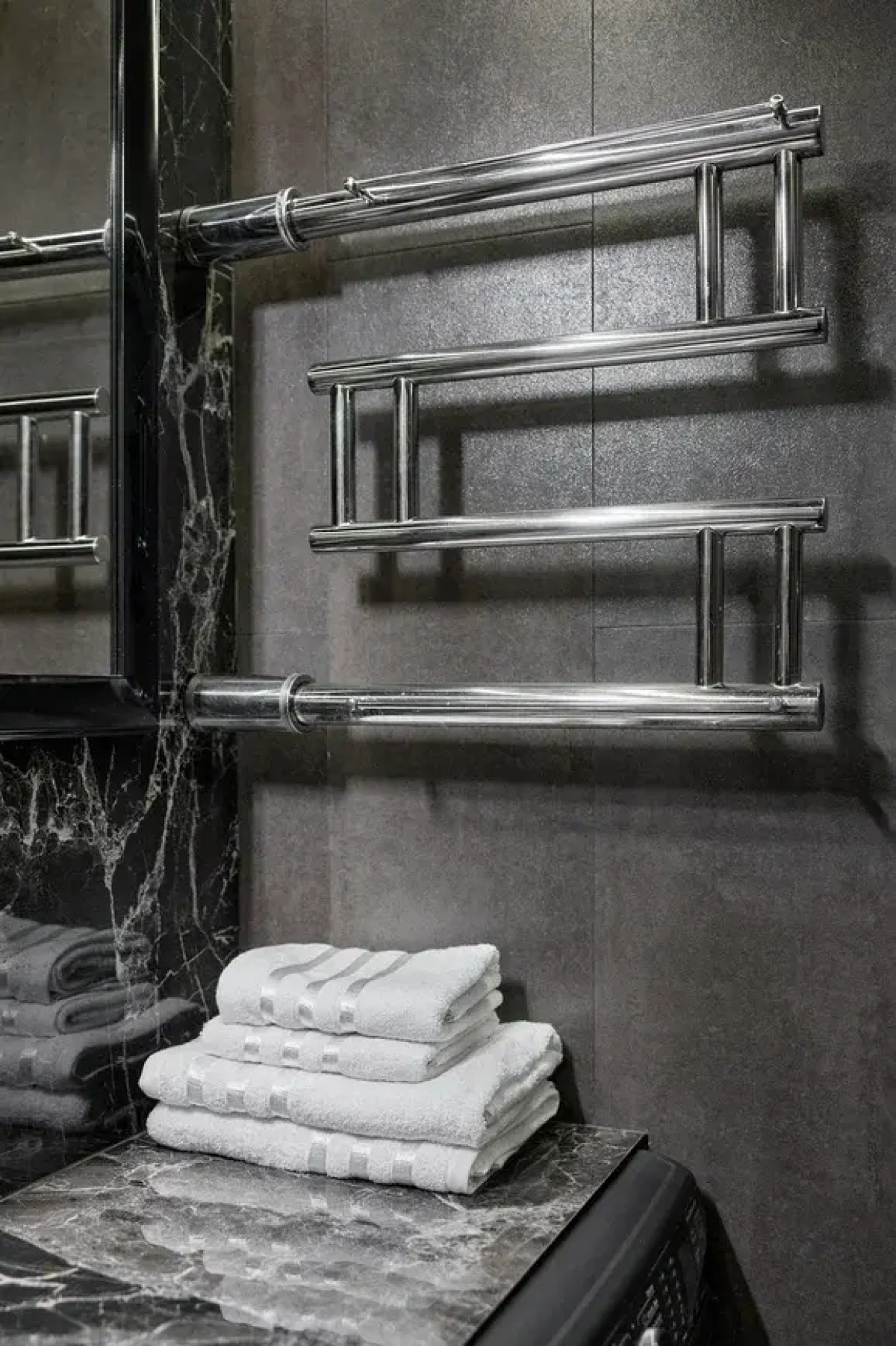 Апартаменты Reverie Black Space