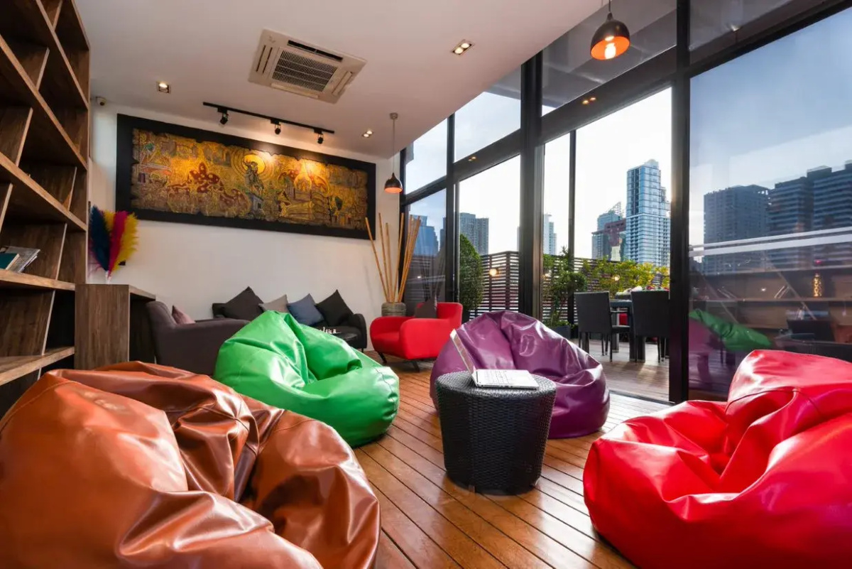 Maitria Mode Sukhumvit 15 Bangkok