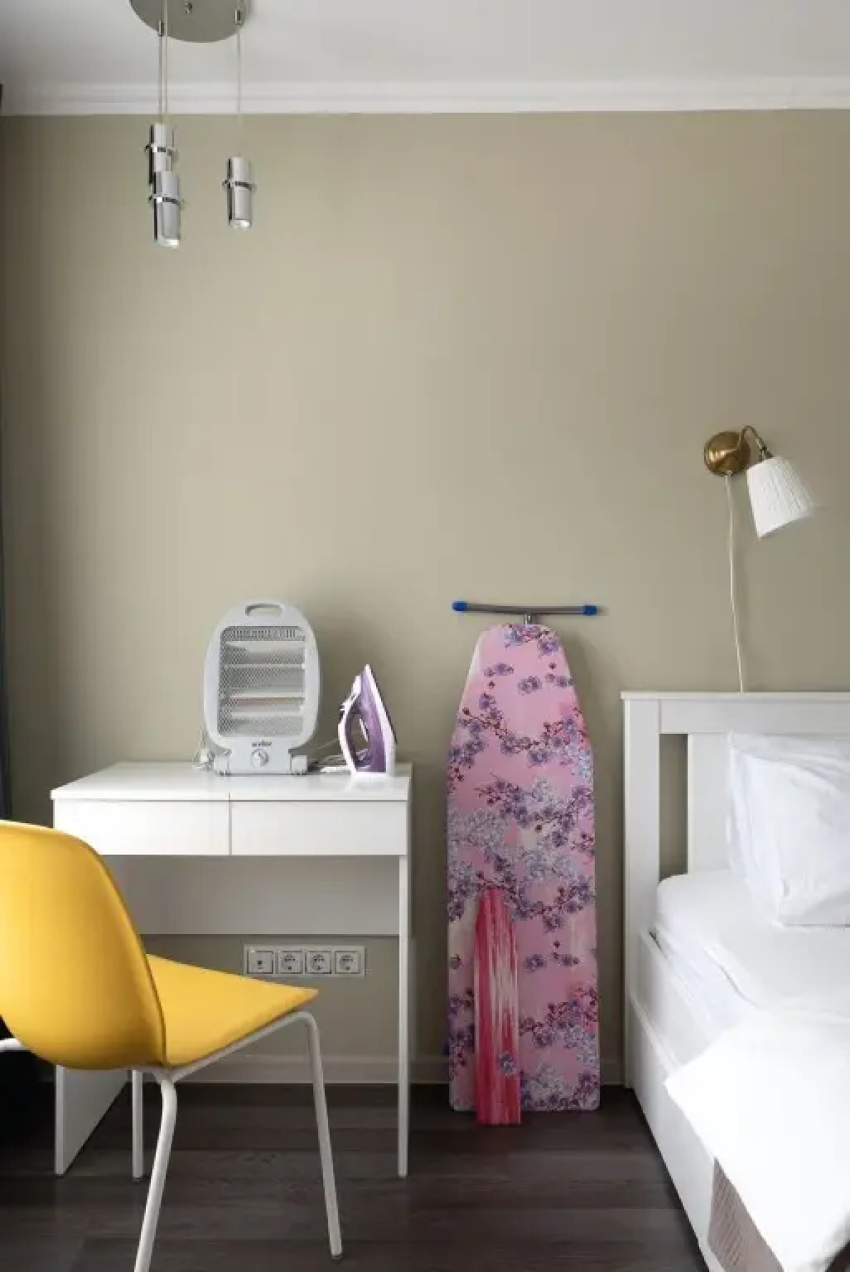 Апартаменты Двухкомнатные с двуспальной кроватью и двумя диванами