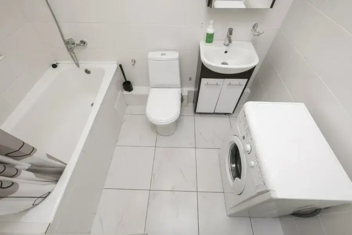 Апартаменты Домант Романова 60/1 (3)