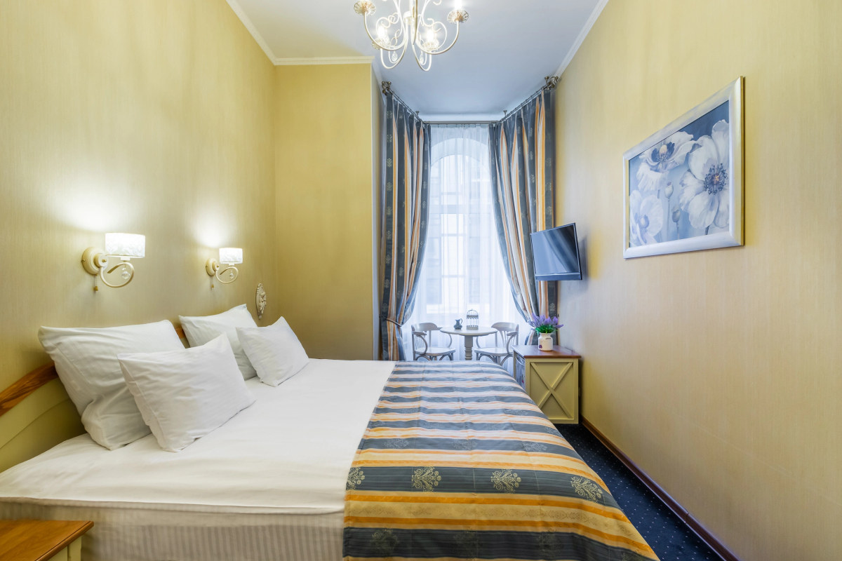 Меблированные комнаты Блюз на Невском