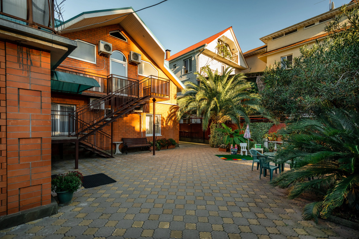 Мебелированные комнаты Азалия Центральный