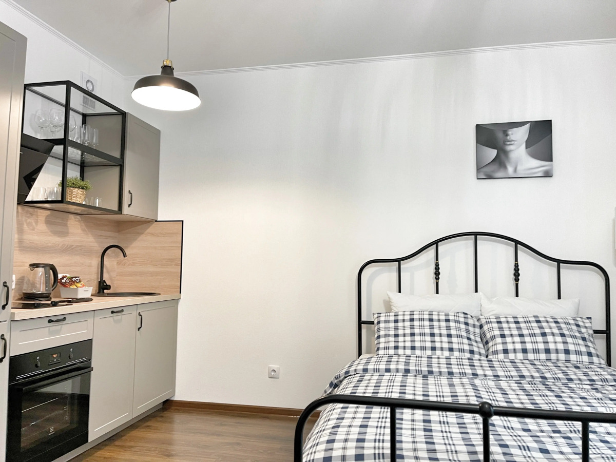 Квартира Loft Studio on Komendantskiy