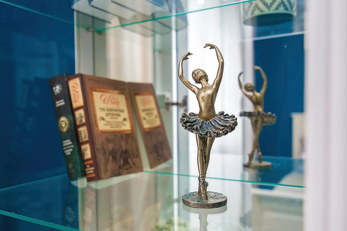 Апартаменты на Волжской набережной 26, с видом на Волгу. м.Стрелка. Сова-Дом