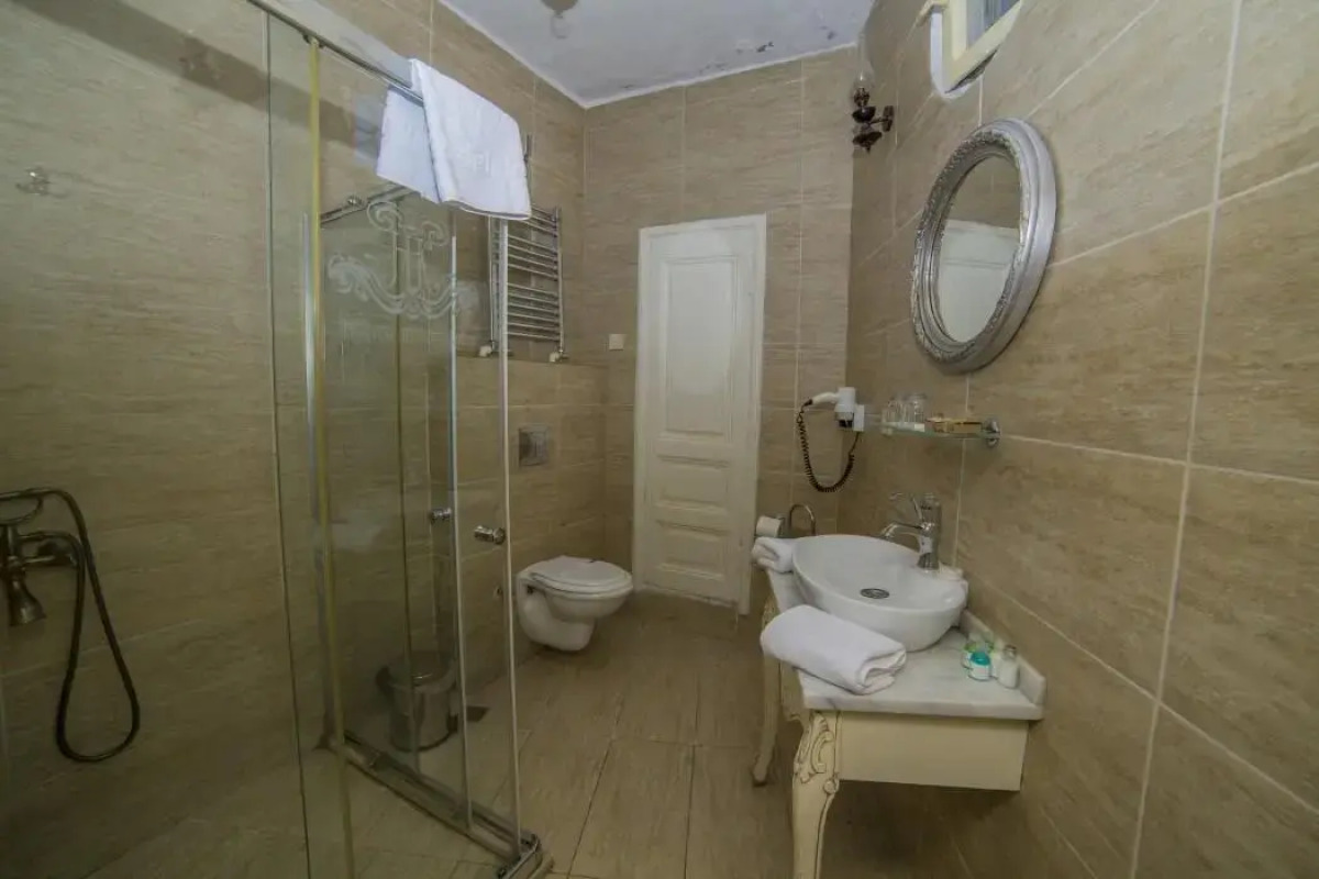 Отель HHK Hotel