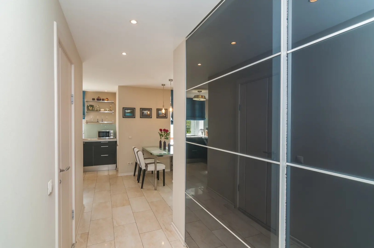 Апартаменты ЕКАТЕРИНИНСКАЯ 167