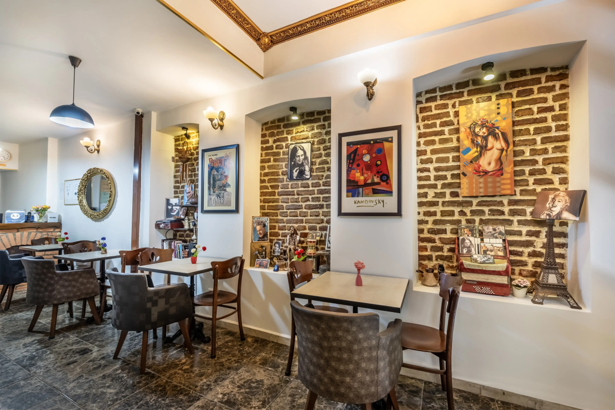 Отель Taksim Trust