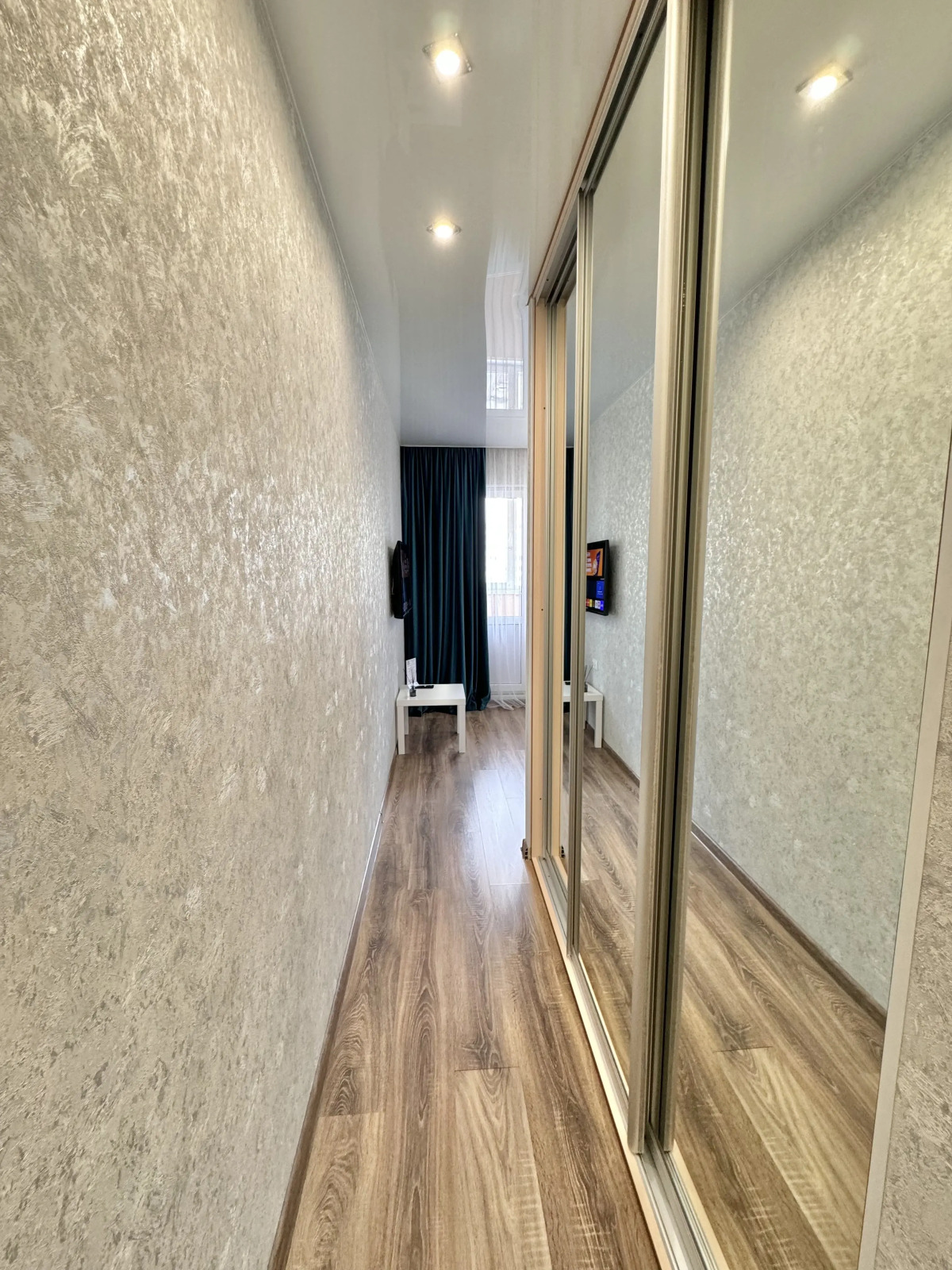 Квартира Студия Комфорт около ТЦ Аура