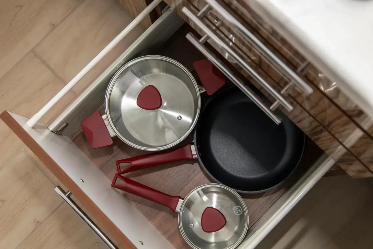 Квартира на Героев Донбасса 2