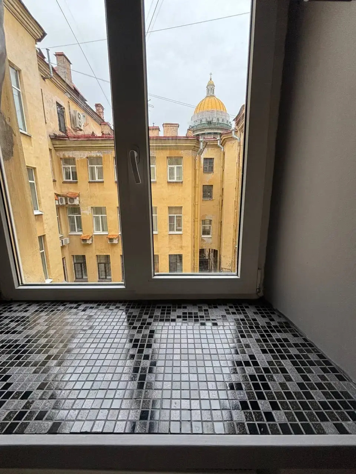 Апартаменты Central Inn