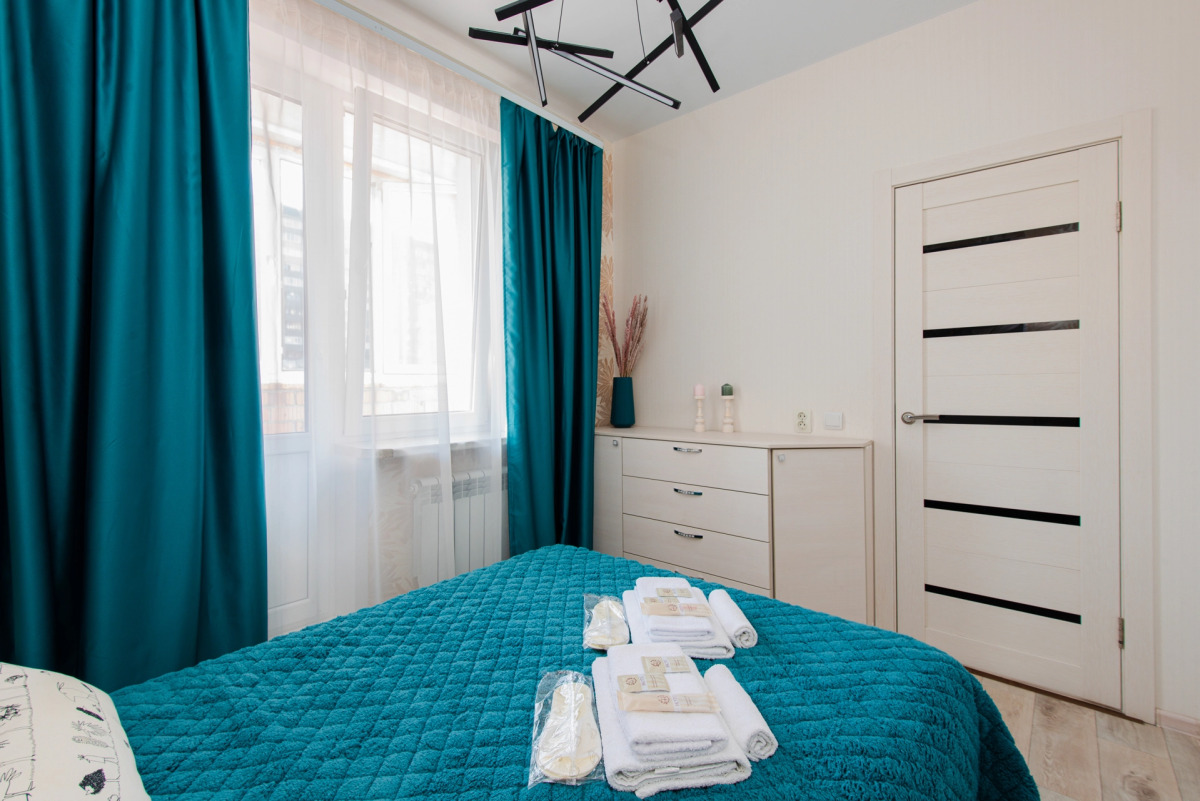 Квартира 2-к у залива в новом доме на Пирогова 2/2 от RentAp, 6 сп.мест