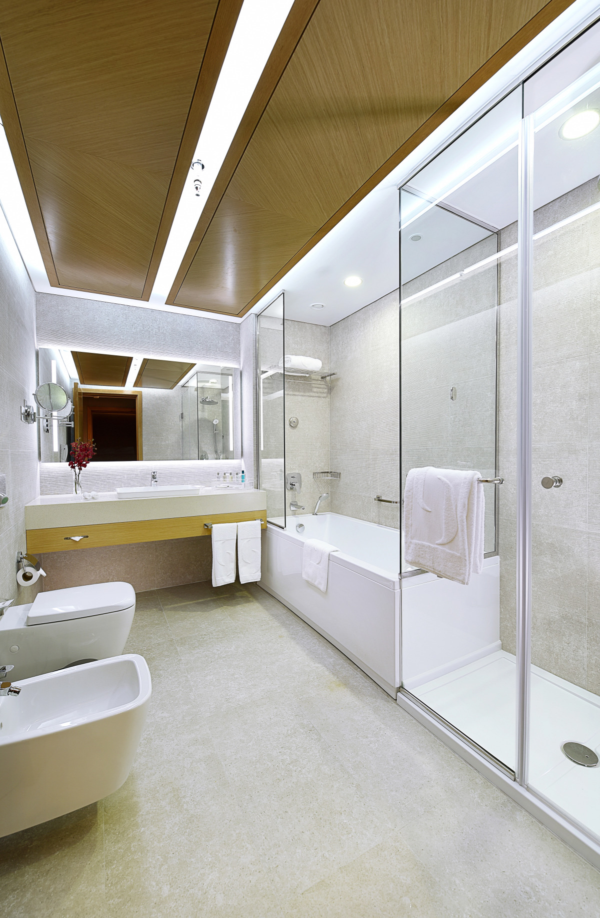 Отель Grand Cosmopolitan