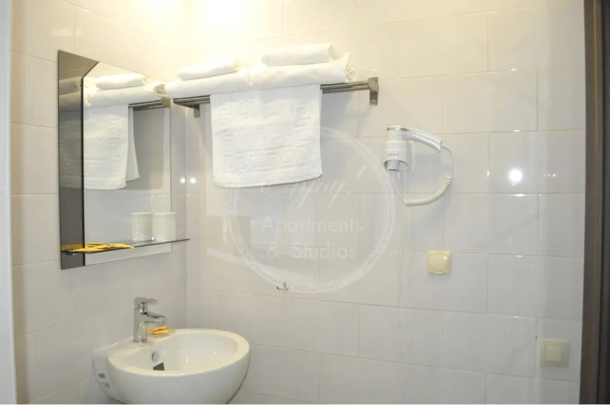 Квартира Enjoy Apartments & Studios — Акварели №3