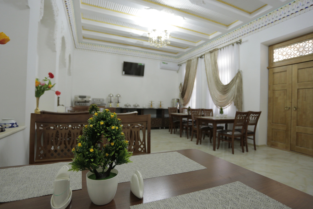 Отель Imperial Palace