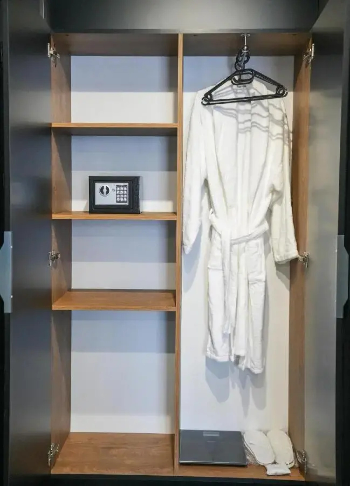 Отель Splendid Tbilisi