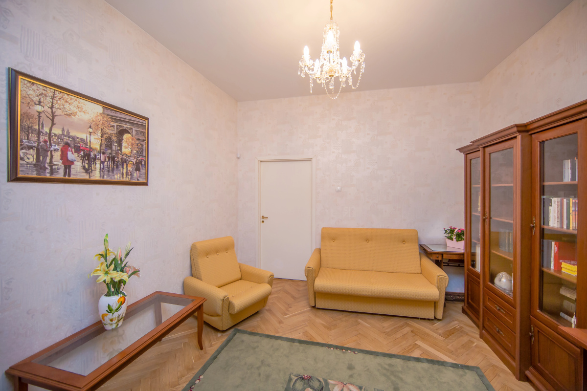 Апартаменты St. Isaak's 4 bedroom & 3 bathroom