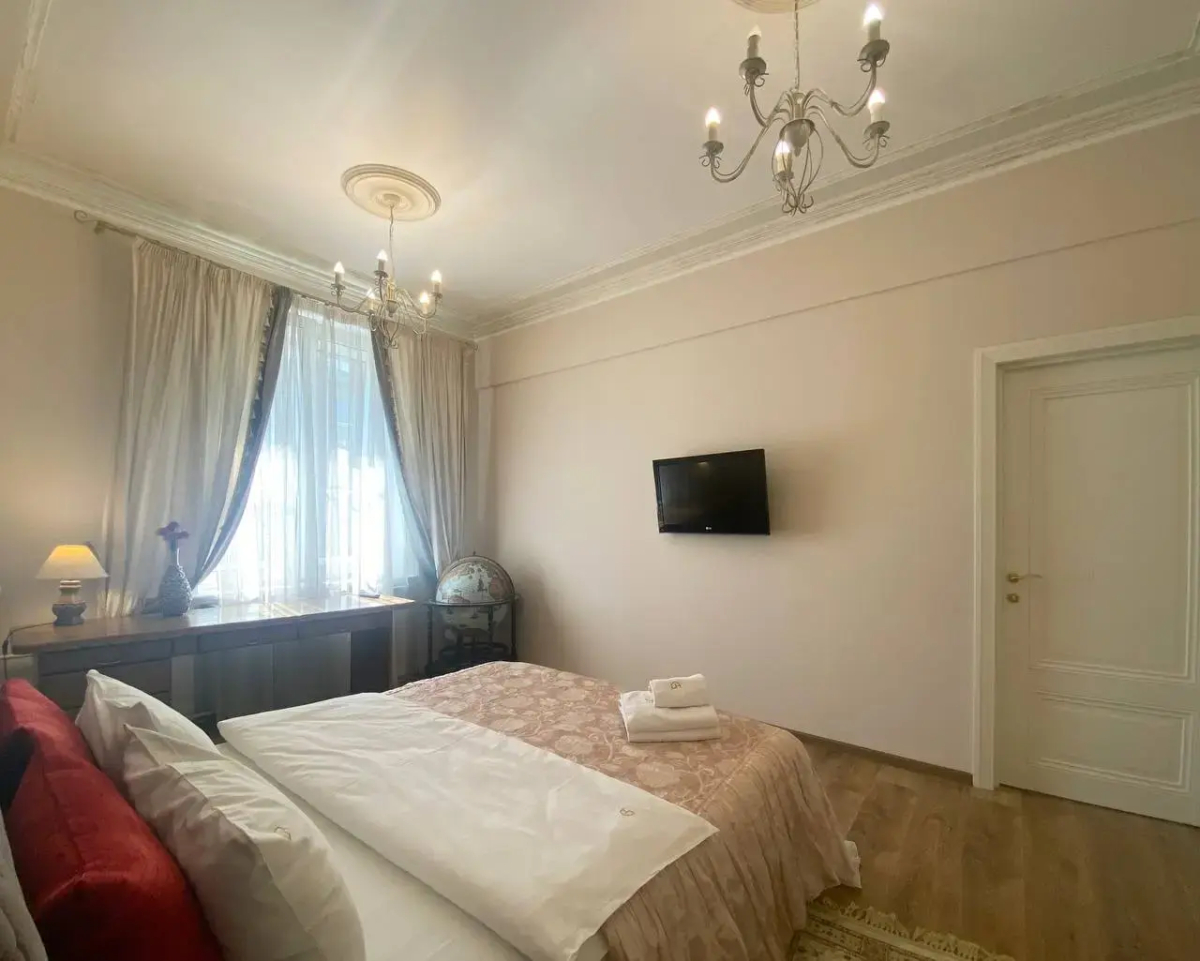 Апартаменты 4-комнатные HomeApart пр-т Независимости, 23