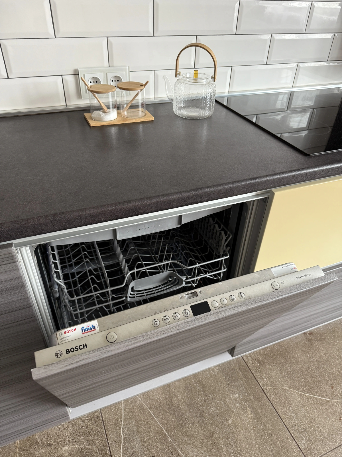 Квартира Уютная студия + спальня в ЖК Ньютон у ЛА Трактор