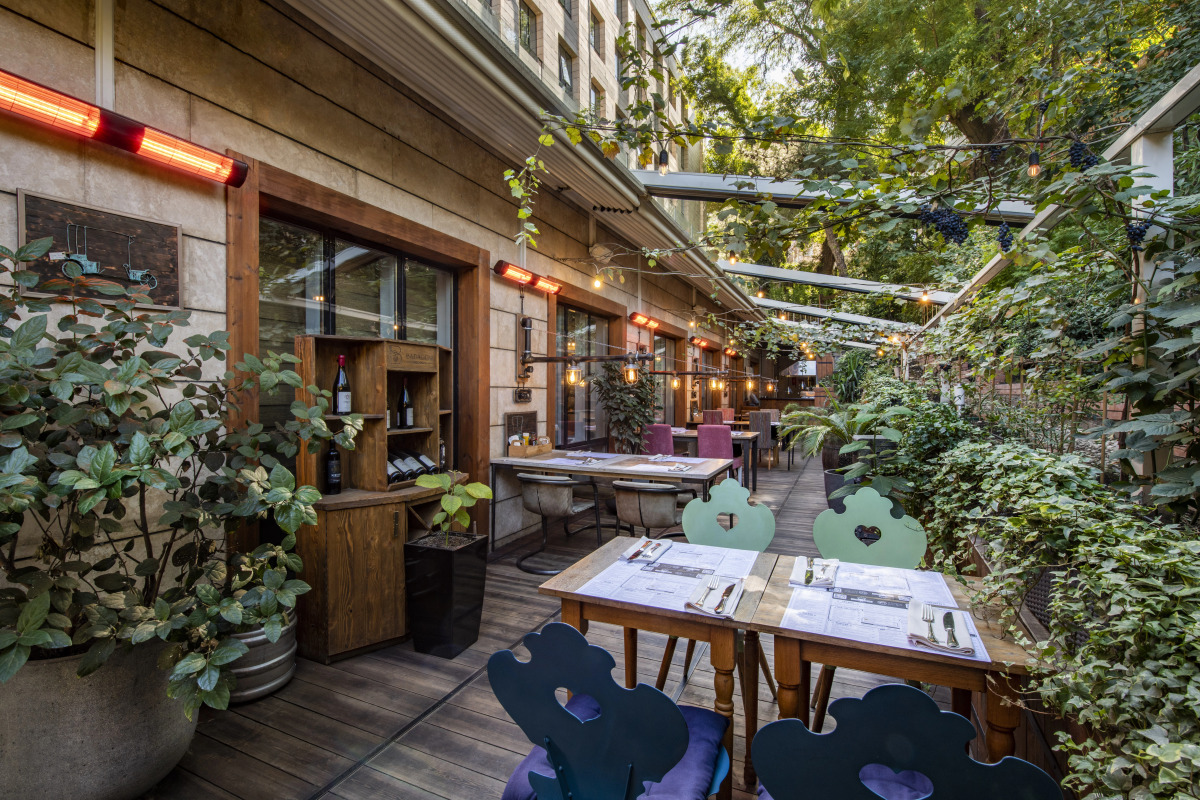 Отель Mercure Tbilisi Old Town