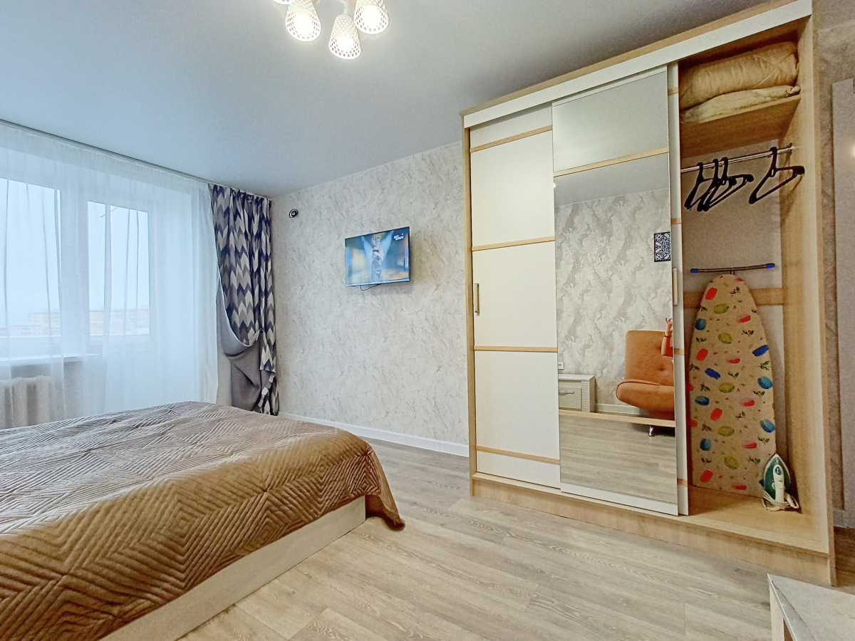 Апартаменты на проспекте Толбухина 45 с красивым видом