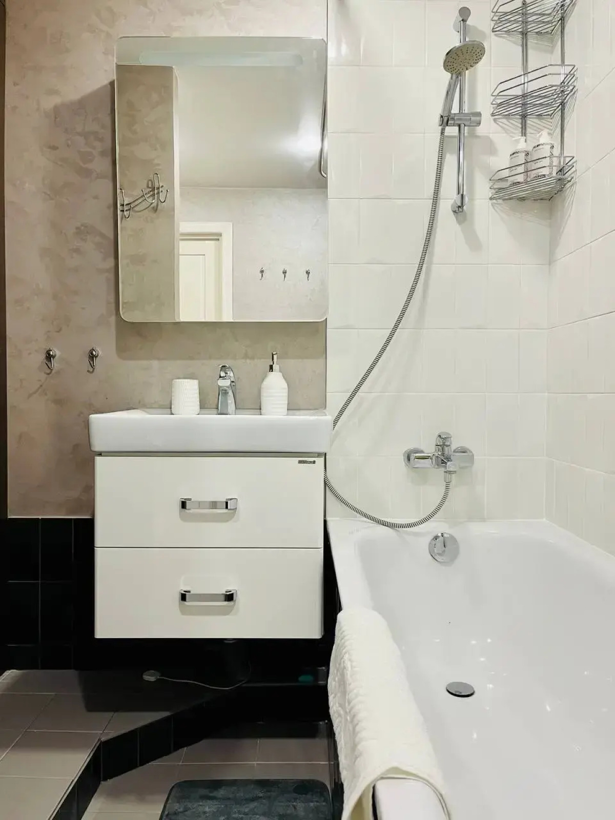 Стильная 3-х комнатная квартира у метро Профсоюзная