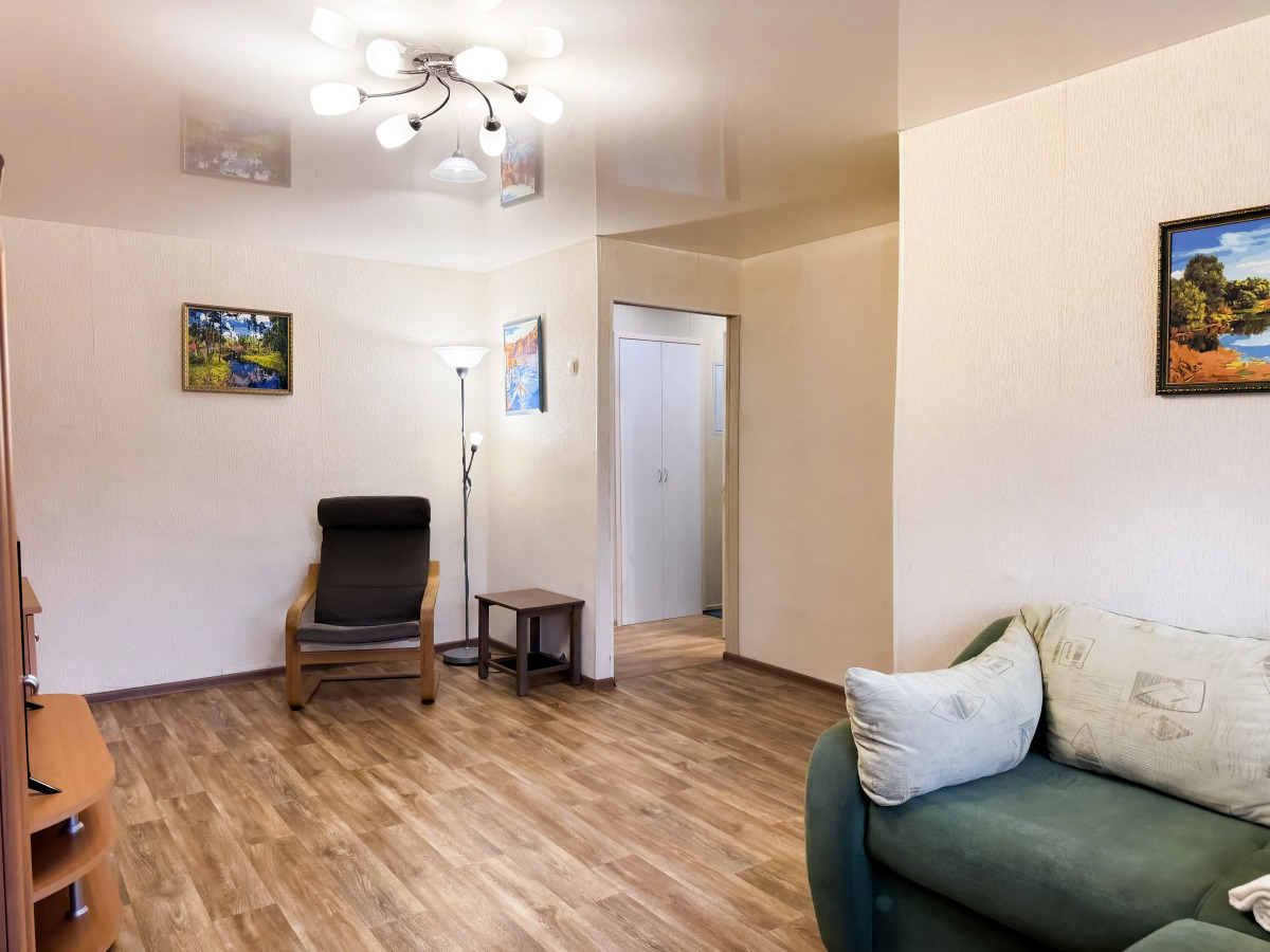 Квартира 2-комнатная на Карла Маркса 9