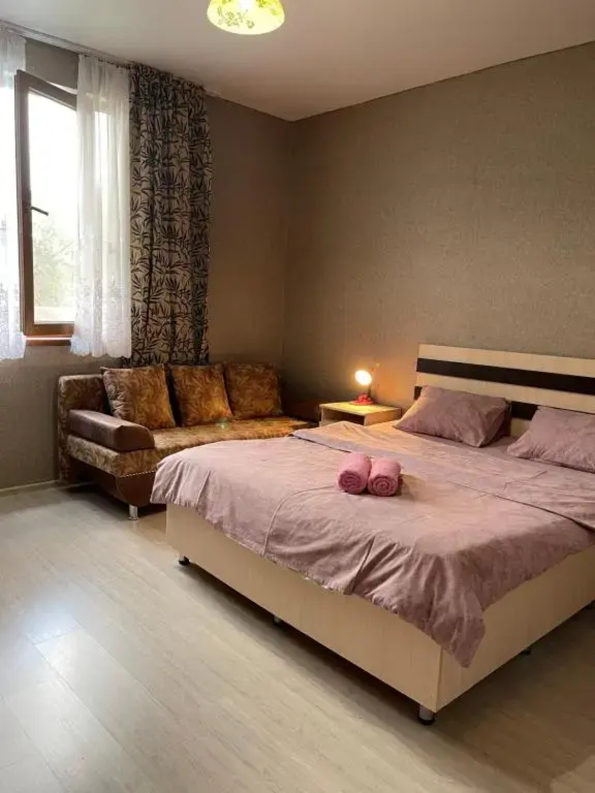 Меблированные комнаты в Гостевом Доме Адуней