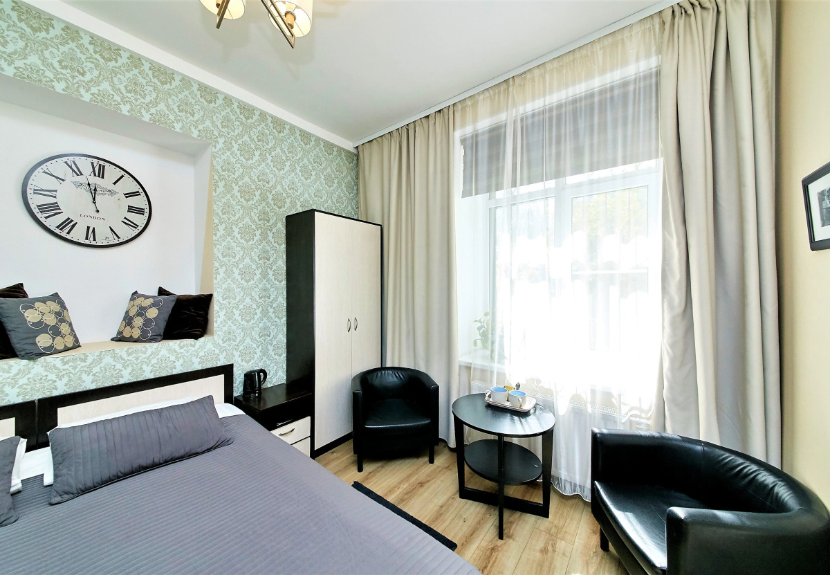 Отель Априори