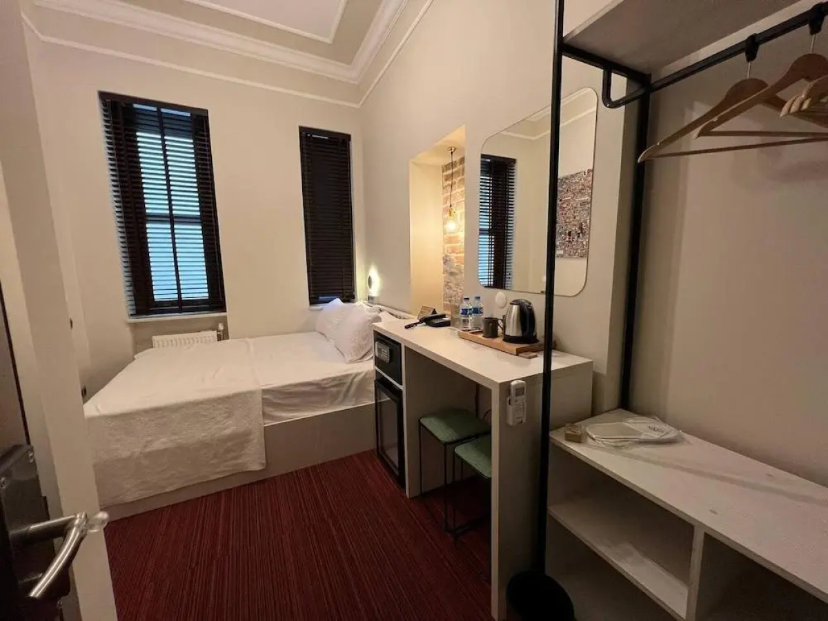 Отель Rafinn Hotel